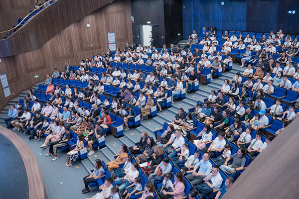 开学报到日,南通惠立学校